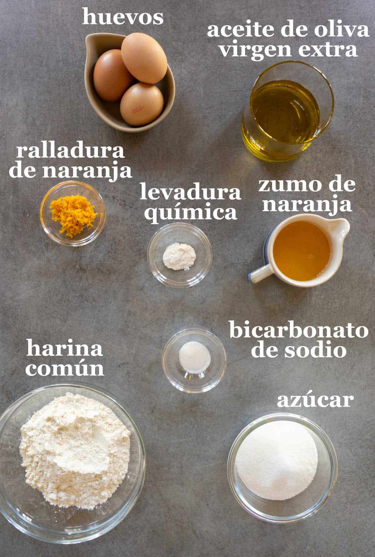 ingredientes de bizcocho de aceite de oliva y naranja