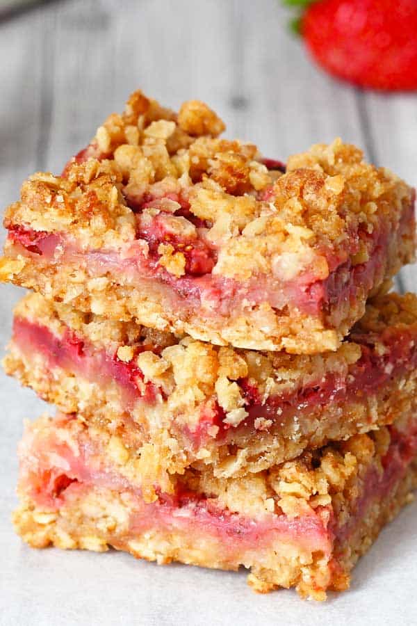 strawberry oat bars