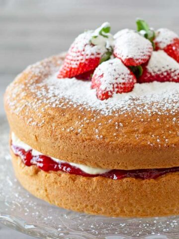 Victoria Sponge Cake