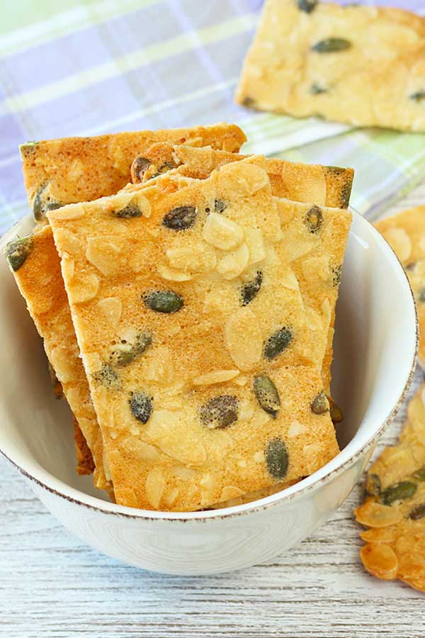 almond coconut thins