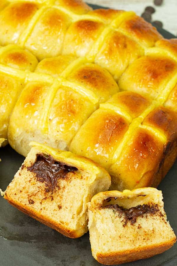 chocolate stuffed hot cross buns