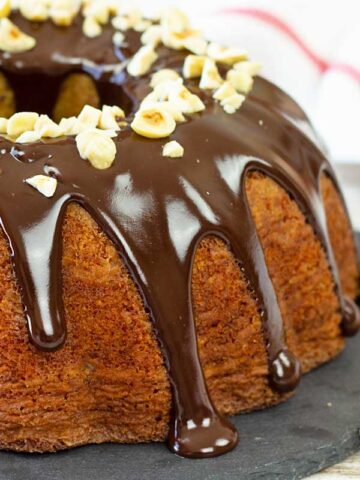 Hazelnut cake