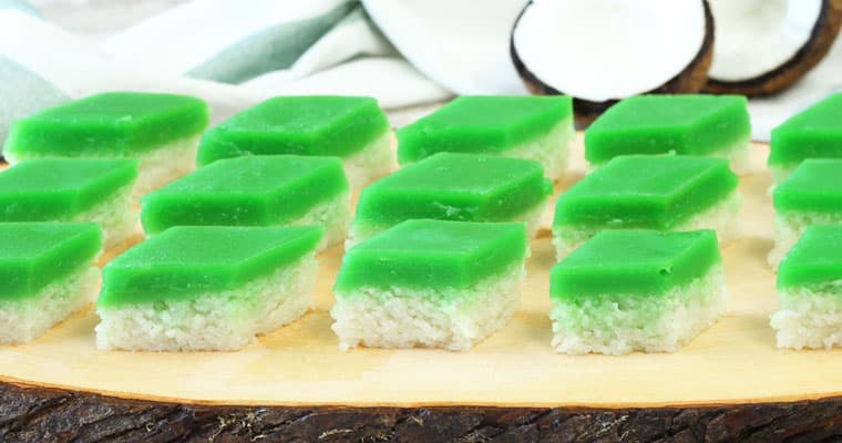 Glutinous Rice With Pandan Custard (Kuih Seri Muka) - El 