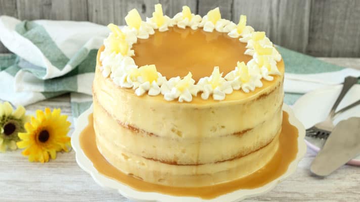 Caramel-Pineapple-Cake_whole-cake