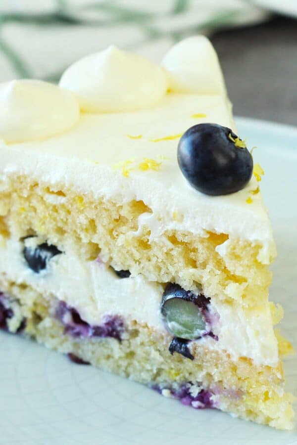 Lemon-Blueberry-Cake