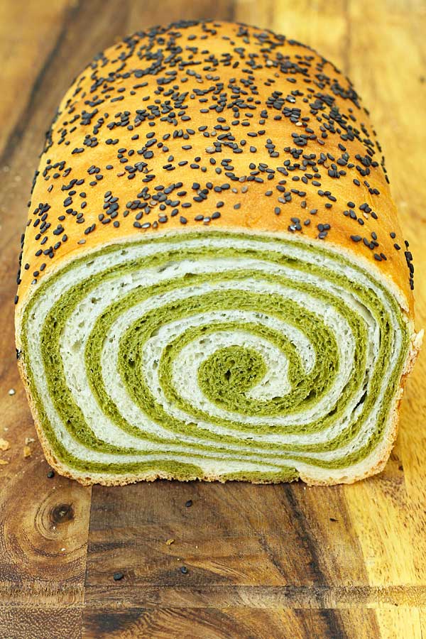 Matcha-Bread-Cut