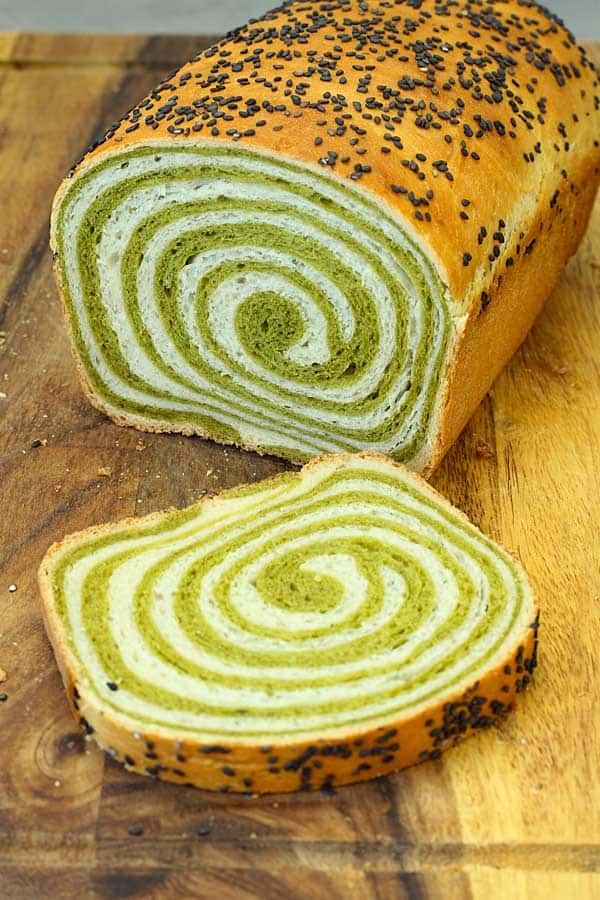 matcha bread slices