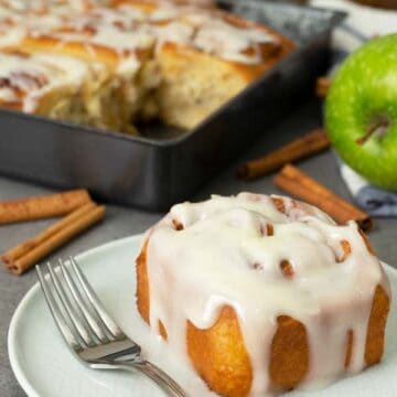 Apple Cinnamon Rolls
