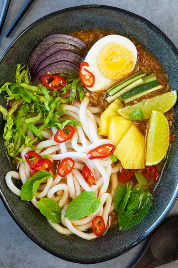 Quick Penang Noodle Soup (Asam Laksa) - El Mundo Eats