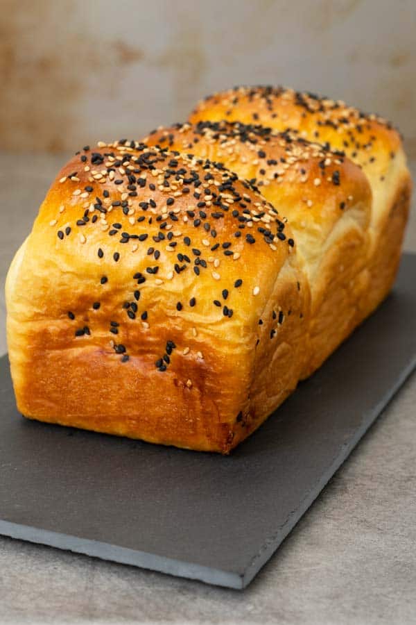 Japanese Milk Bread Rolls - El Mundo Eats