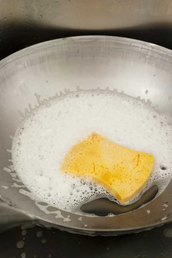 washing a carbon steel wok for the first time