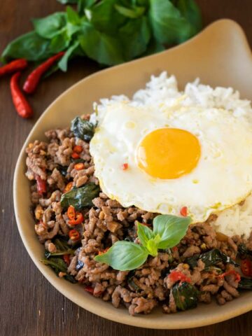 Basil stir fry with rice and fried egg