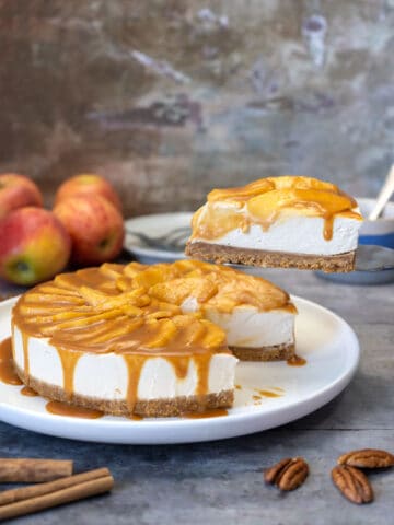 No bake caramel apple cheesecake