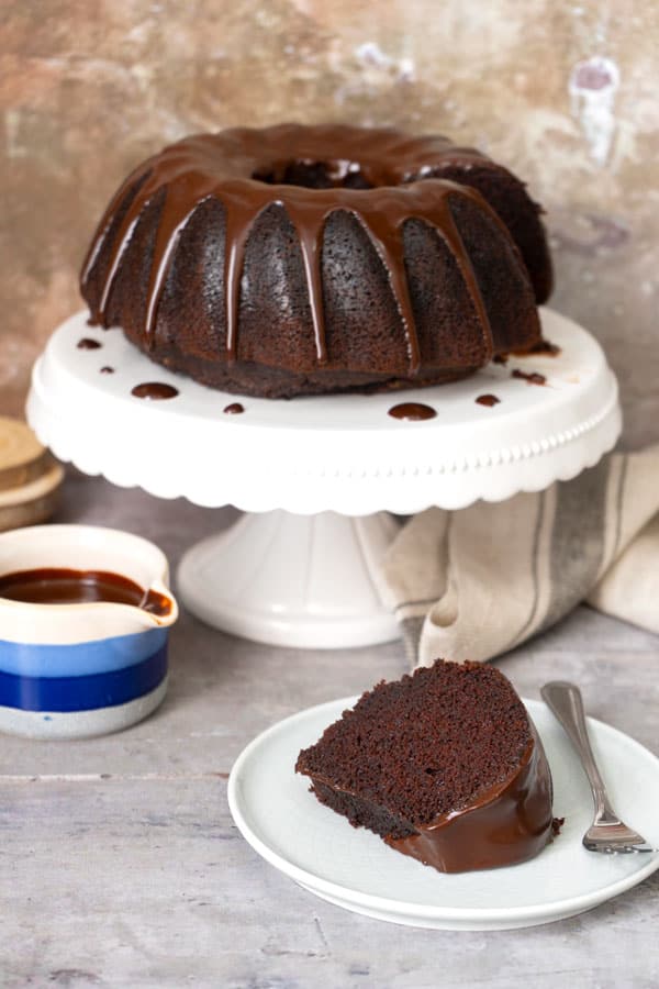 chocolate sour cream cake