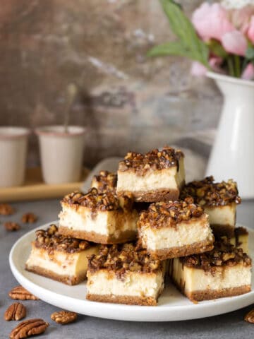 Pecan Cheesecake Bars