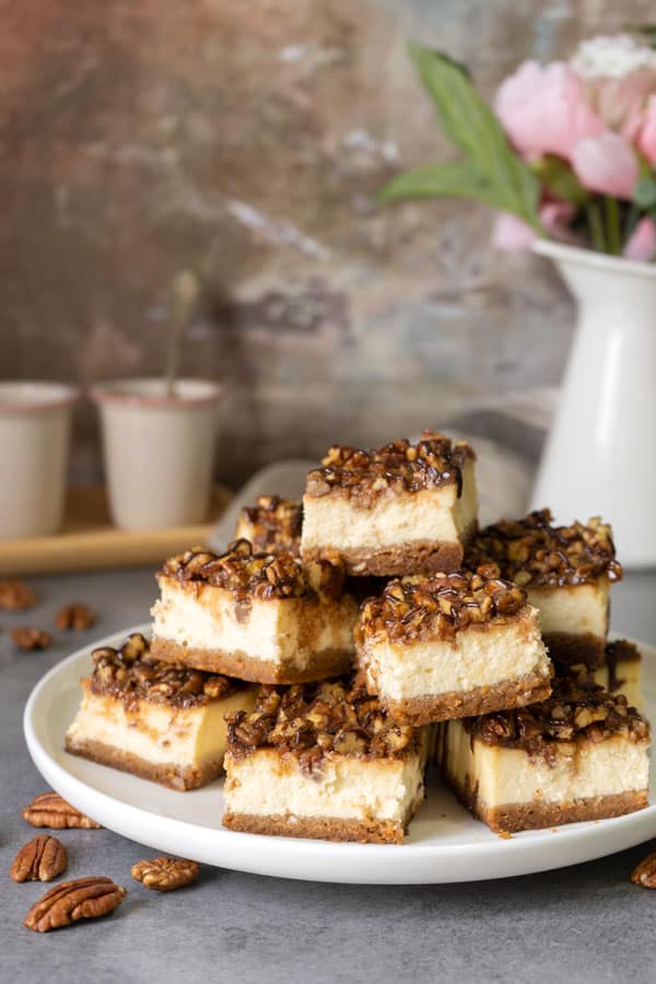 Pecan Cheesecake Bars