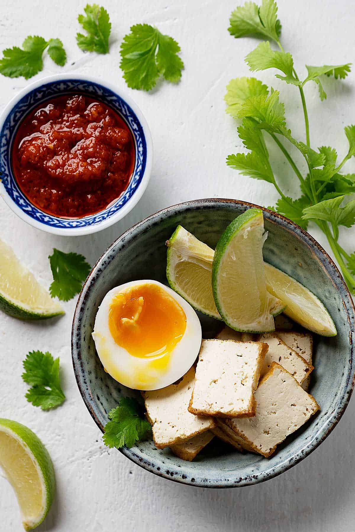 Condiments for quick red curry laksa