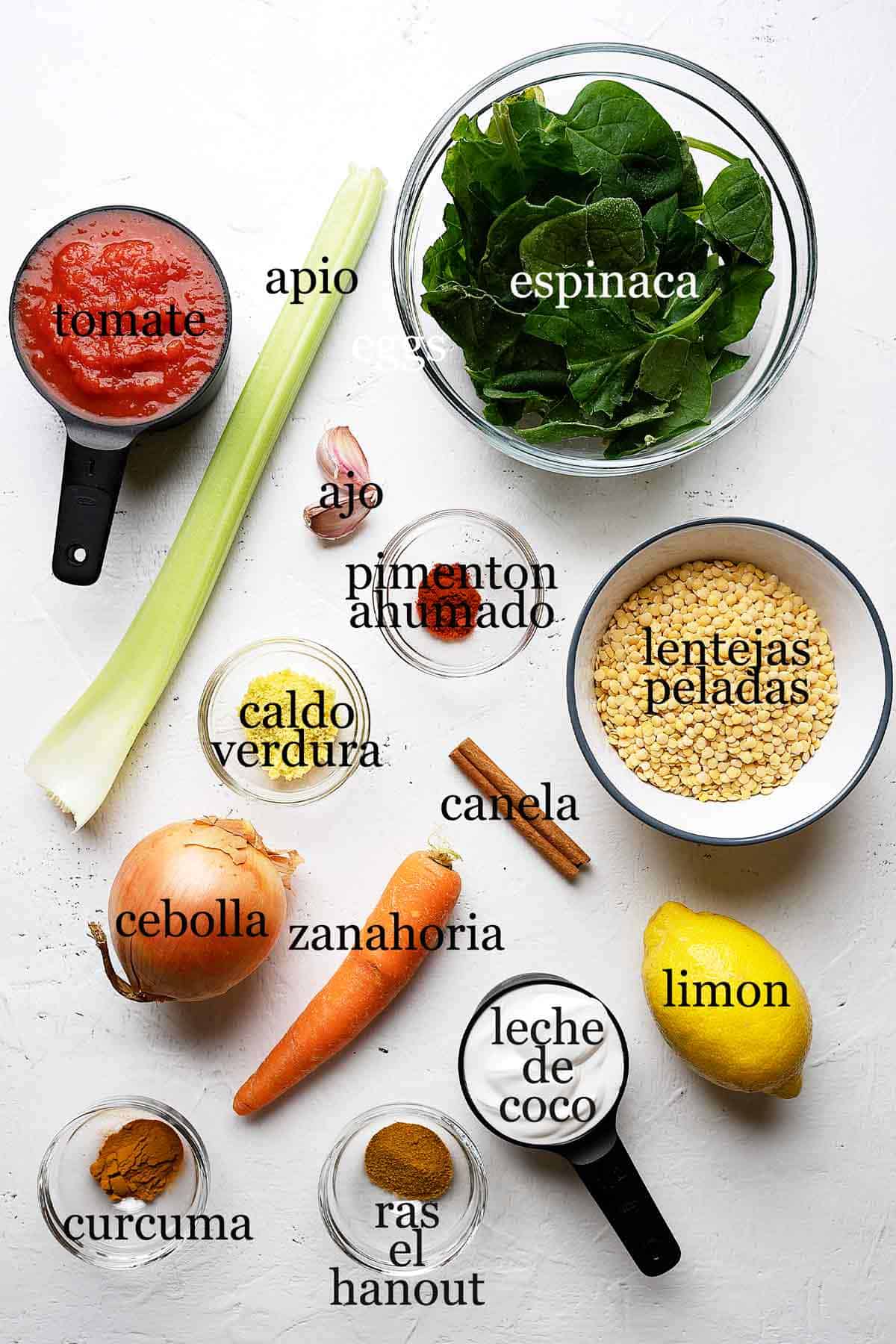 Ingredientes para curry de lentejas y coco.