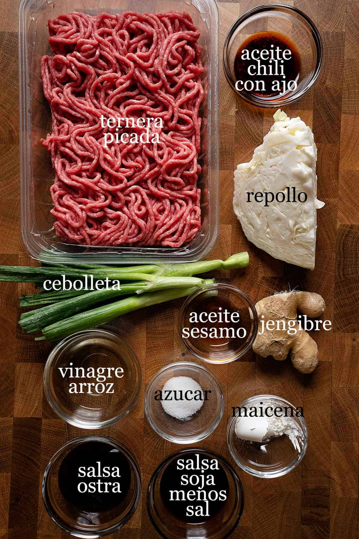 ingredientes para wontons en salsa de chile con ajo.