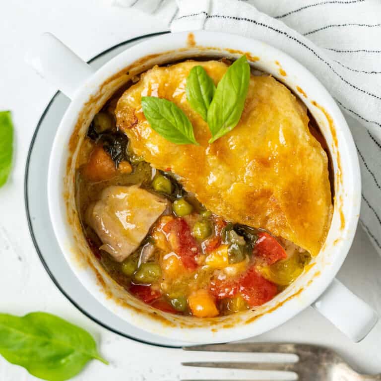 Individual Basil Chicken Pot Pie El Mundo Eats