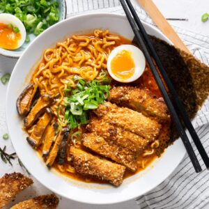 Spicy-ramen-with-chicken-katsu-in-a-bowl-view-from-top