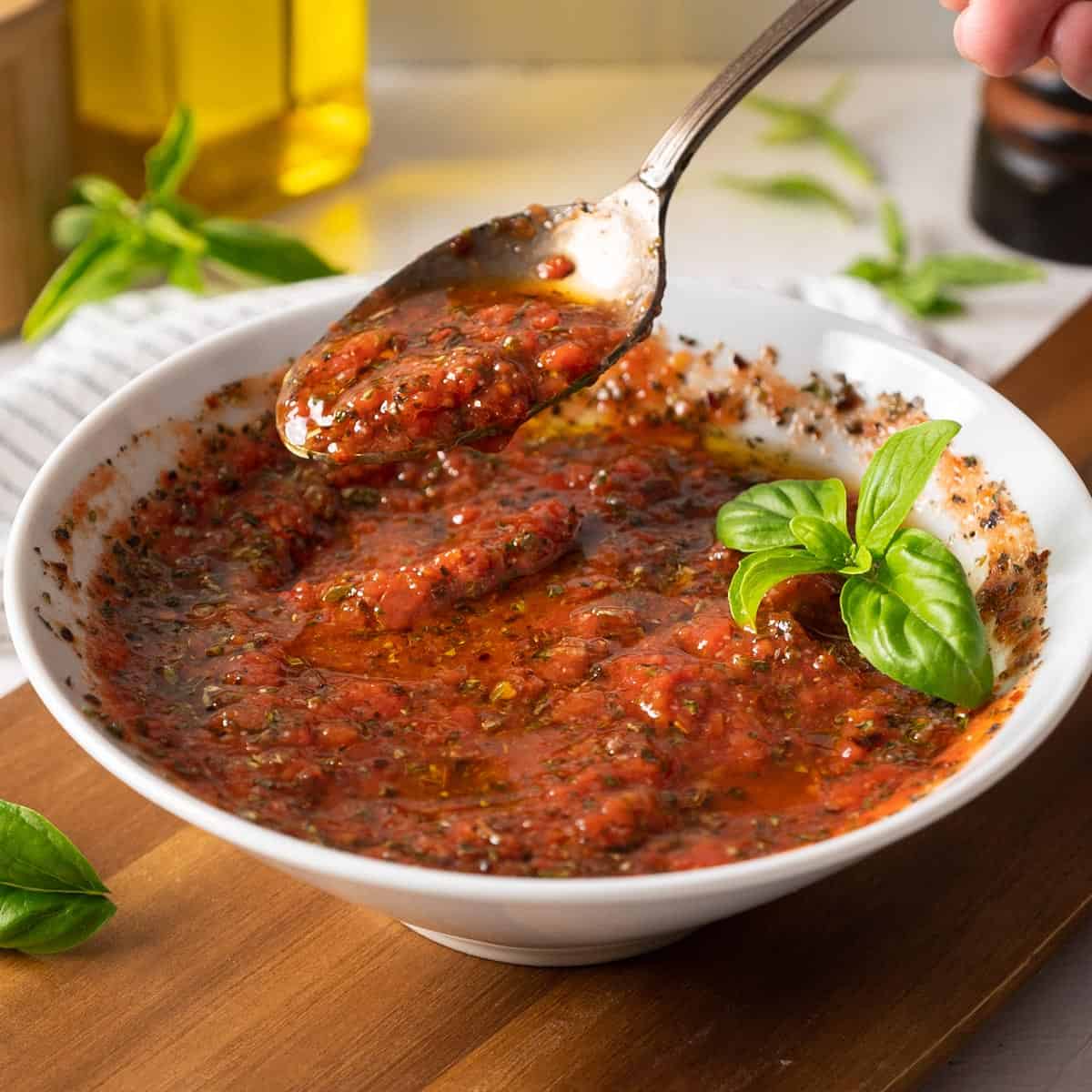 2-Minute No Cook Pizza Sauce