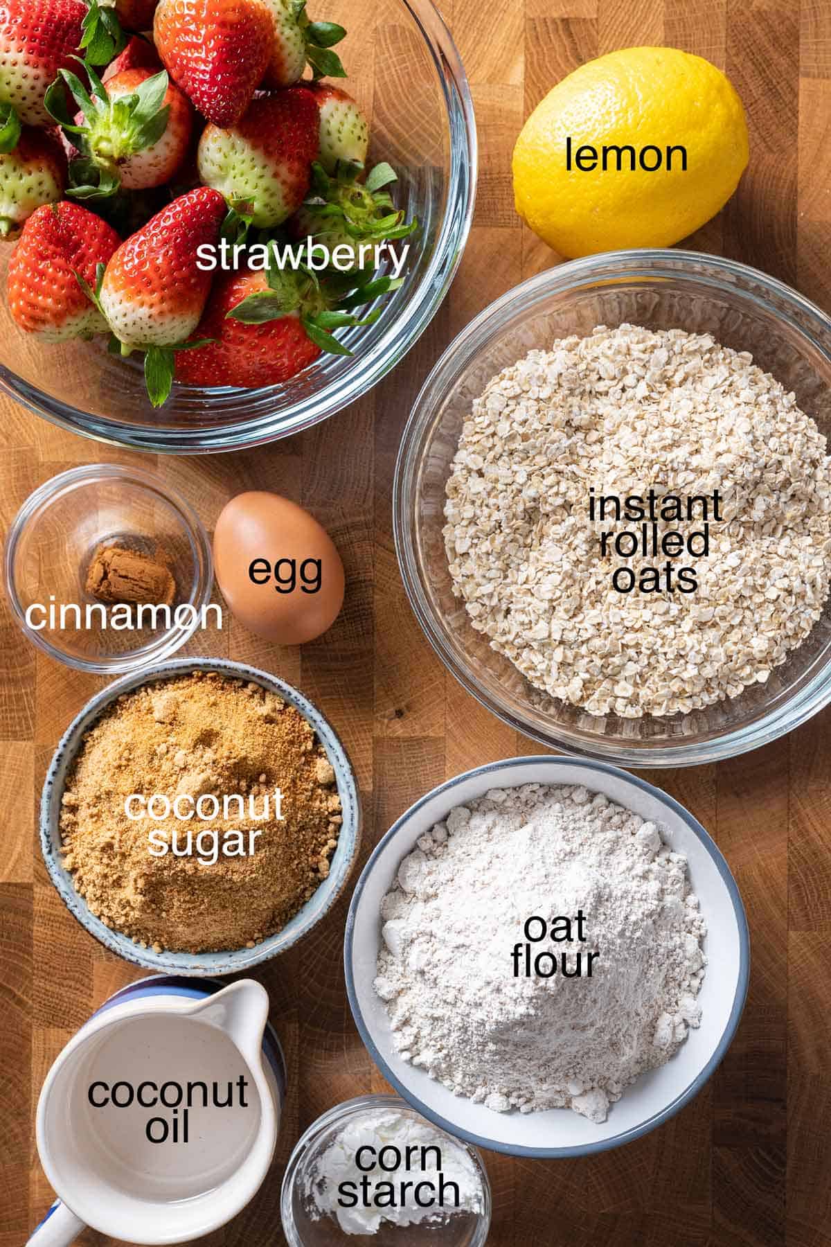 Ingredients to make healthy strawberry oatmeal bars