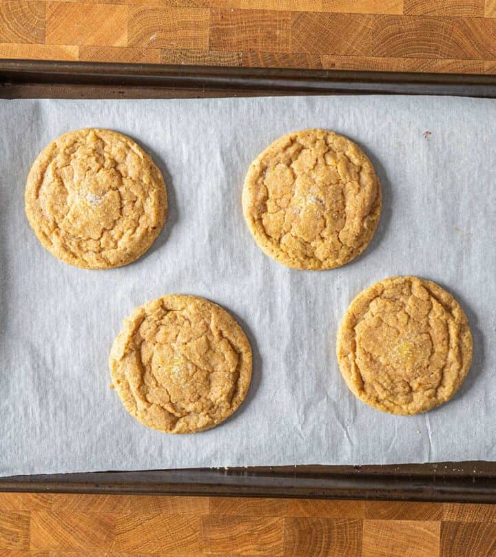 Swirling and cooling the cookies.
